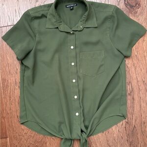 J. Crew Mercantile Green Short Sleeved Portofino Button Down Tie Shirt - XS